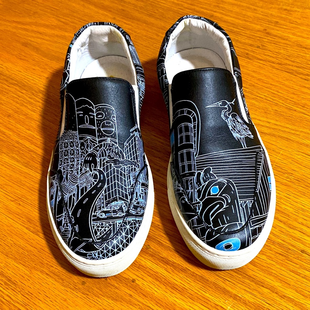 Rare Six Hundred Four - Carson Ting Shoes. In EUC! VANS inspired skater shoes